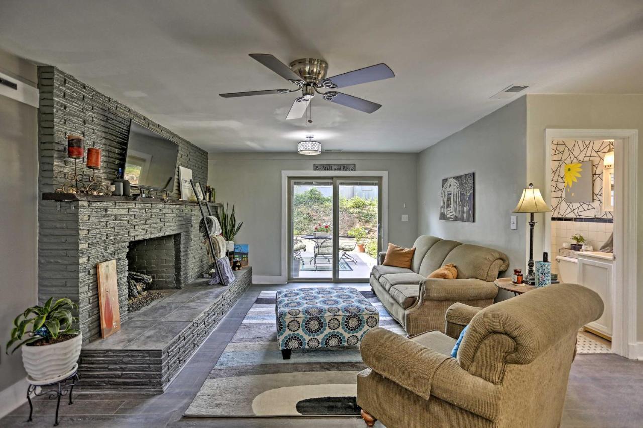Holiday home Family-friendly Escape About 6 Mi To Center!