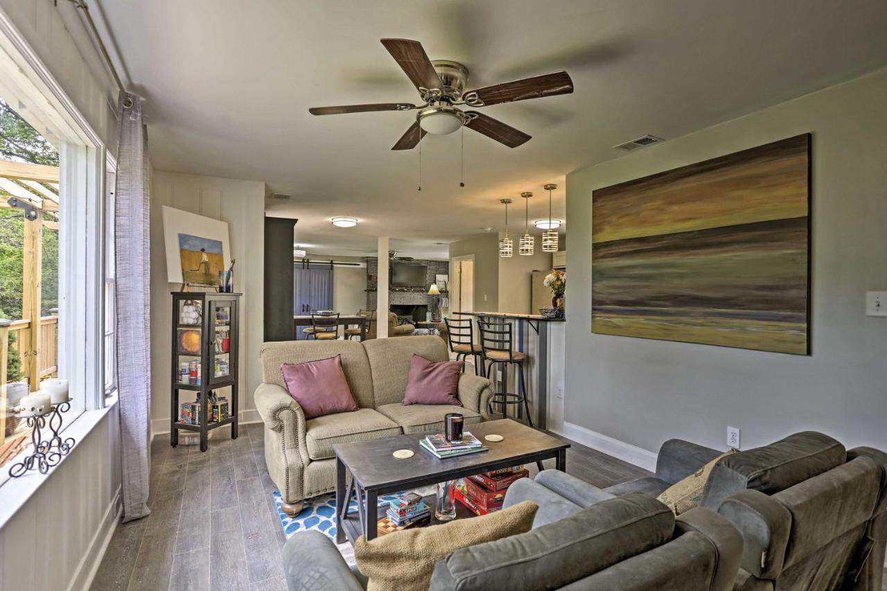Holiday home Family-friendly Escape About 6 Mi To Center! *