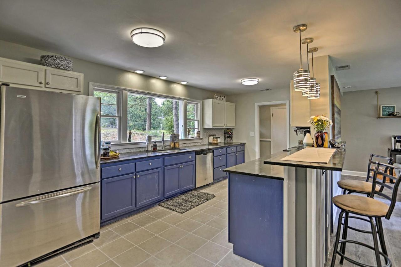 Holiday home Family-friendly Escape About 6 Mi To Center! *