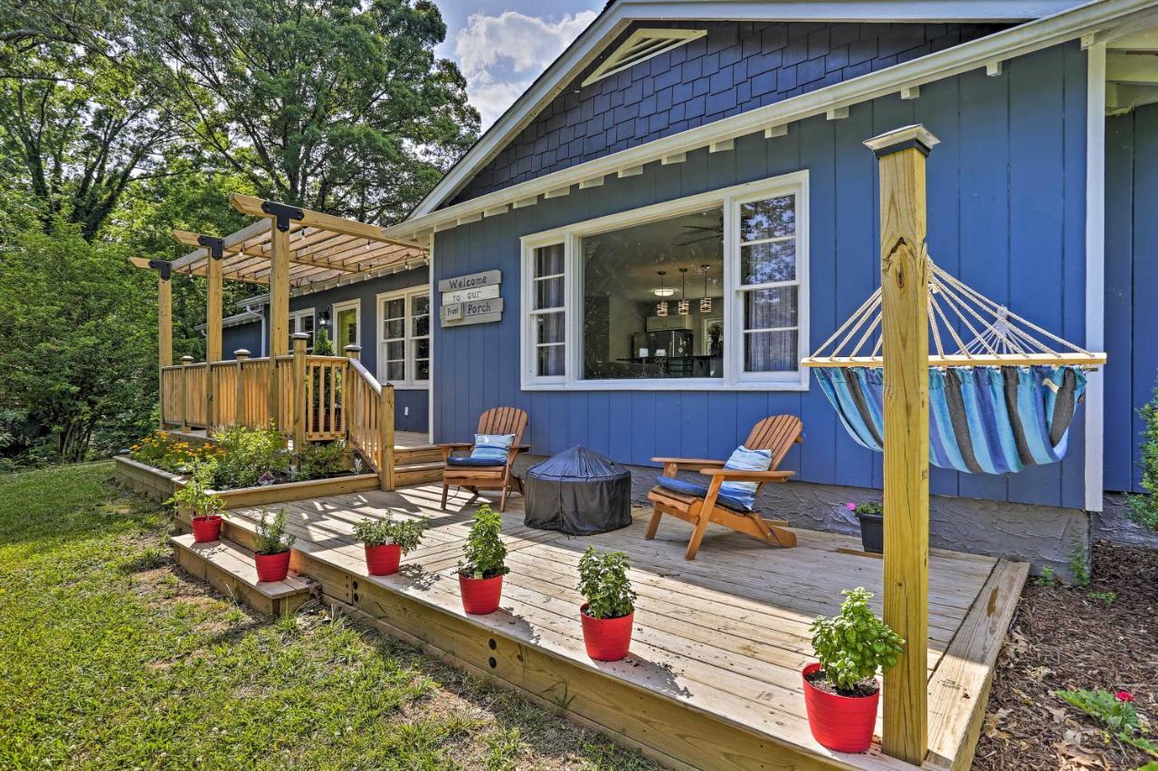 Holiday home Family-friendly Escape About 6 Mi To Center!
